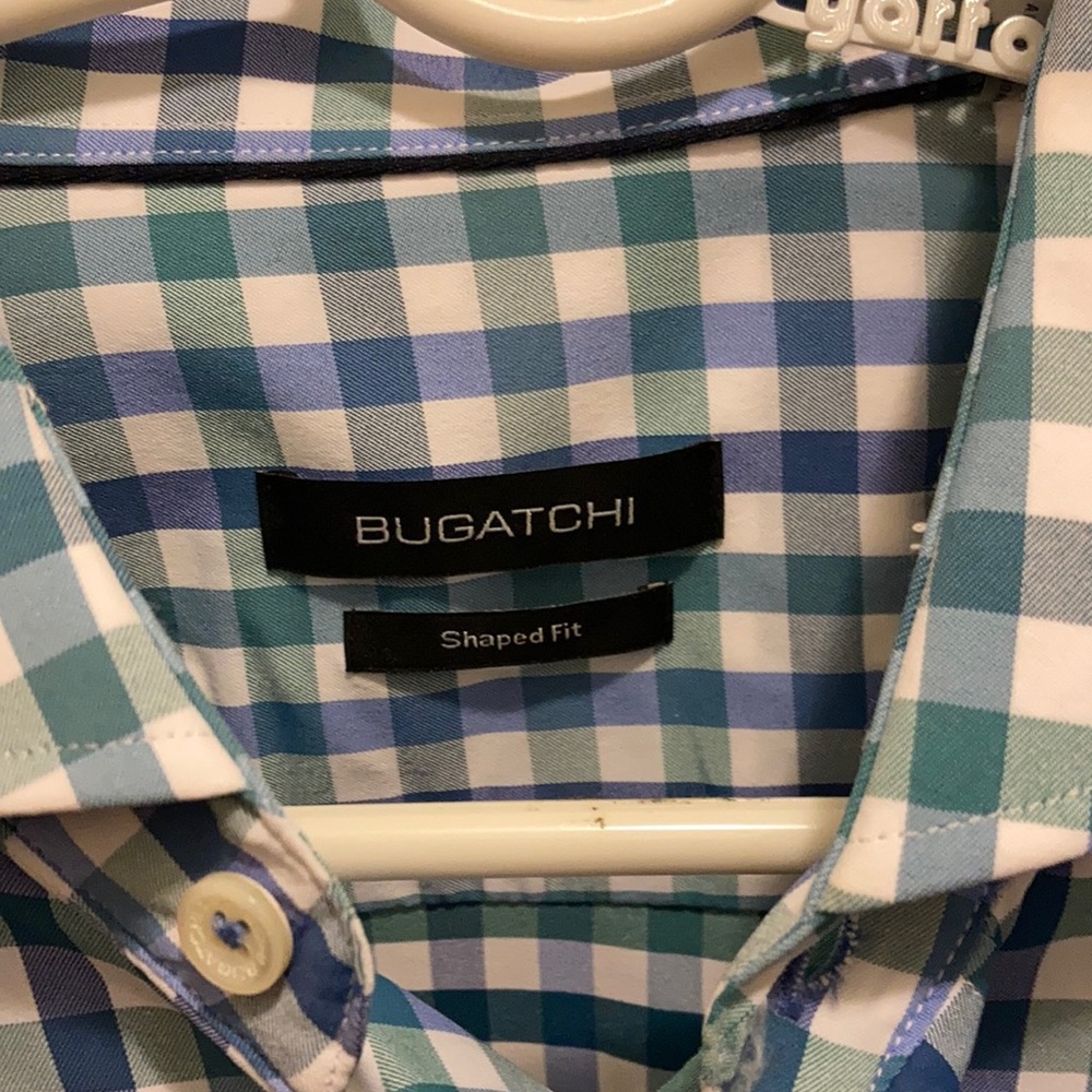 BUGATCHI shaped fit